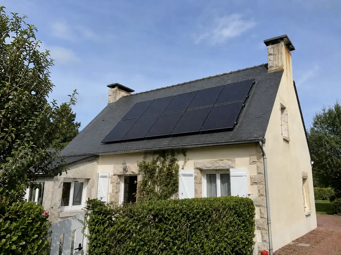 Image installateur panneaux solaires 4 panneaux solaires economies